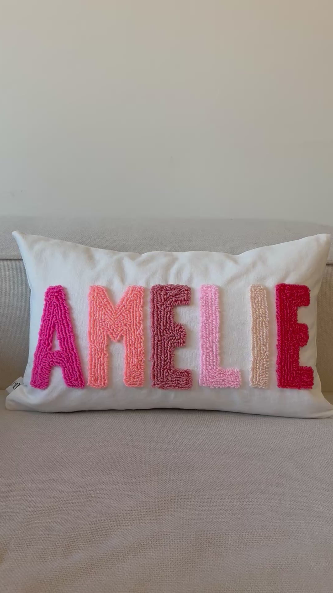 Personalisiertes Namenskissen - handgemacht & individuell